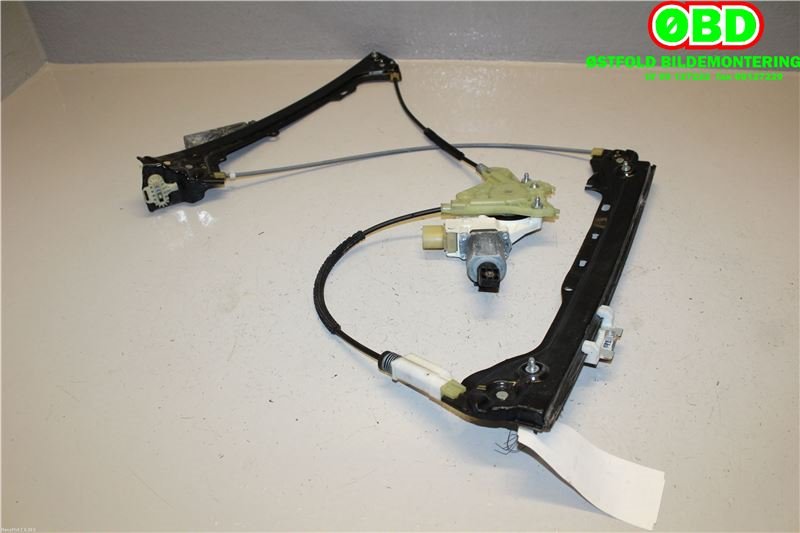 Ruteheis venstre foran til BMW 3-Serie 2005-2011 (E90/E91/E92/E93) (E90/E91/E92/E93) (BMW|51 33 7 193 455|)