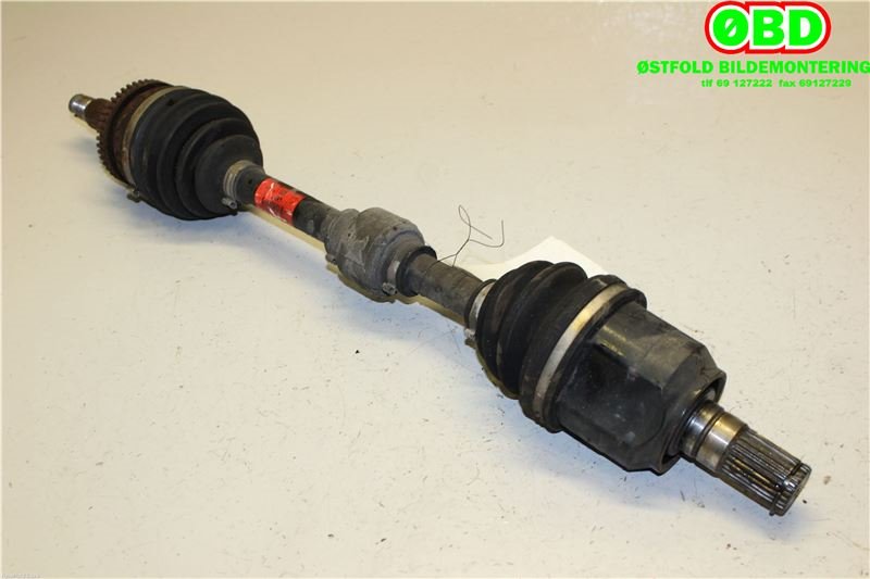 Drivaksel venstre foran til Hyundai i40 2012-2017 (HYUNDAI|495003Z500|)