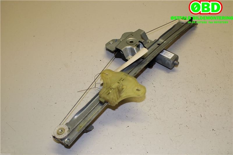 Ruteheis venstre foran til Renault Clio 2012-2016 (Type IV, Fase 1)  (RENAULT|807213867R|)
