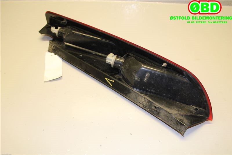 Baklykt venstre til Ford Focus 2004-2007 (Type II, Fase 1)  (FORD|1420451|)