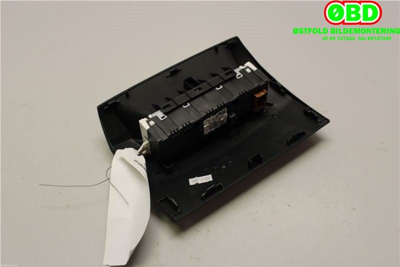 Multimedia display (MCU - Media Controller Unit) til Peugeot Partner 2008-2015 (Type II, Fase 1)  (PEUGEOT|1607240280|9821851780|9676655380)