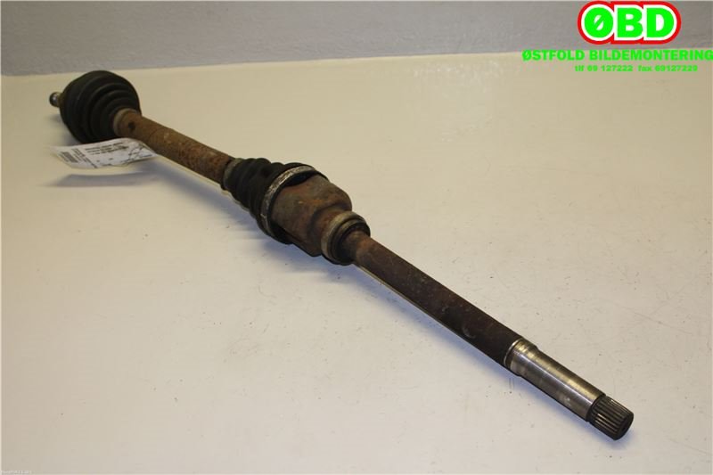 Drivaksel høyre foran til Citroën C5 2008-2017 (Type II)  (CITROEN|3273VY|9801618880|)