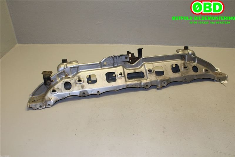 Frontplate øvre til Toyota Yaris 2006-2009 (Type II, Fase 1)  (TOYOTA|532050D901|)