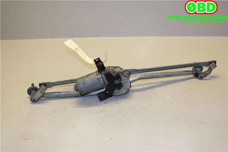 Viskermotor frontrute til Mercedes Sprinter 2013-2018 (Fase 2) (906) (906) (MERCEDES|A 906 820 00 40|)