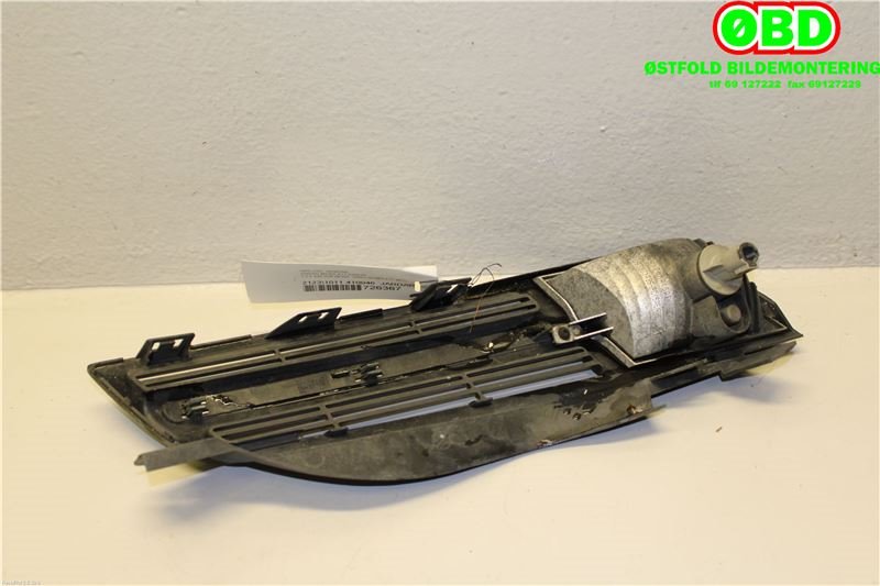 Grill venstre til Nissan Micra 2003-2010 (K12) (K12) (NISSAN|62330AX600|)