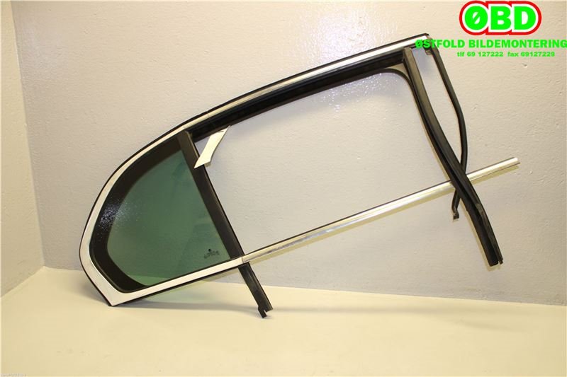 Diverse deler til Škoda Superb 2008-2015 (Type II) (SKODA|3T5 845 210 AN|)