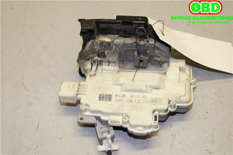 Låsekasse høyre foran til Škoda Superb 2008-2015 (Type II)  (SKODA|3C1 837 016 A||3C1837016A)
