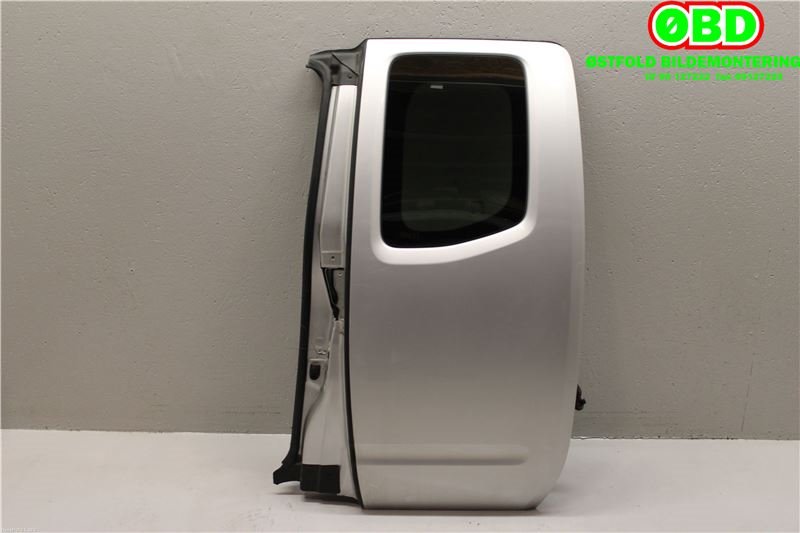 Dør venstre bak til Nissan Navara 2005-2010 (Fase 1) (D40) (D40) (NISSAN|82101EA831|)