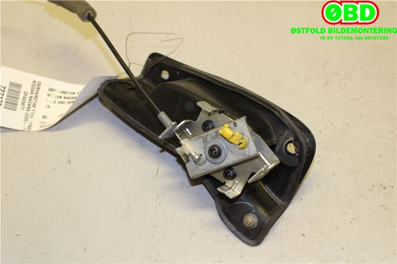 Dørhåndtak utv venstre bak til Nissan Navara 2005-2010 (Fase 1) (D40) (D40) (NISSAN|82607ZP50C|)