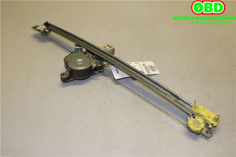 Ruteheis høyre foran til Renault Trafic 2001-2006  (RENAULT|7700311821|)