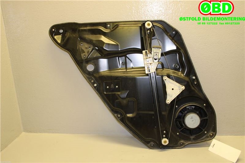 Ruteheis til Mercedes ML 2005-2011 (W164) (W164) (MERCEDES|A 164 730 04 79|A 164 730 32 79|)