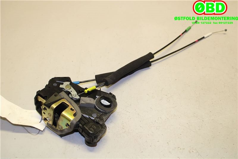 Låsekasse høyre foran til Toyota Land Cruiser 120 2002-2009 (TOYOTA|6903033271|6903033272|)