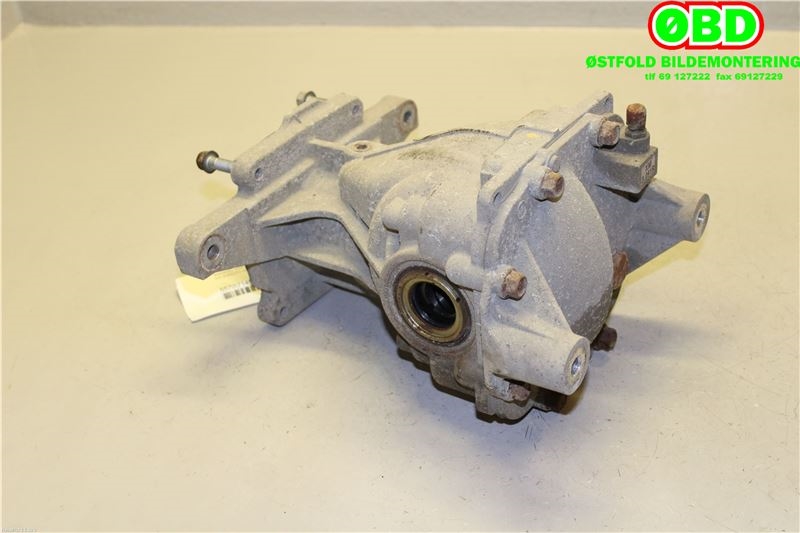 Kardang klokke bak til Kia Sorento 2003-2009 Type I  (530003B300|)