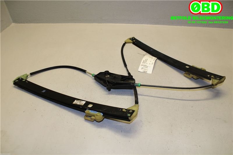 Ruteheis til Audi A4 2007-2014 (Type IV) (B8) (B8) (AUDI|8K0 837 461|8K0 837 461 C|)
