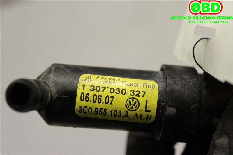 Lyktespylerdyse til VW Passat 2005-2010 (B6) (B6) (VOLKSWAGEN|3C0 955 103 A|1307030327|3C0955103A)