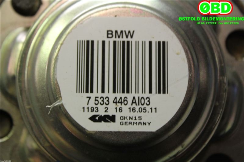 Drivaksel høyre bak til BMW 1-Serie 2004-2011 (E81/E82/E87/E88) (E81/E82/E87/E88) (BMW|33217547076|)