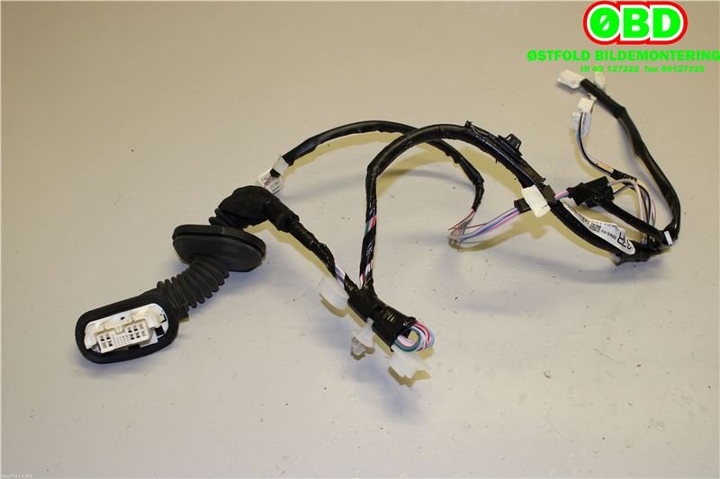 Ledningsnett til Toyota Yaris 2014-2020 (Type III, Fase 2) (TOYOTA|821530D670|)