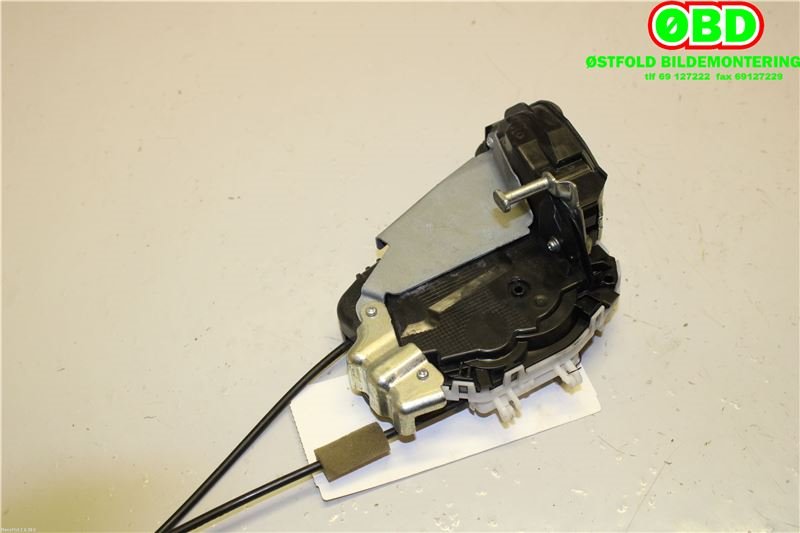 Låsekasse venstre bak til Toyota Prius 2009-2016 (Type III) (COMBI) (COMBI) (TOYOTA|6906047070|)