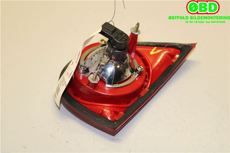 Baklykt venstre indre til VW Golf V, Combi 2003-2008  (VOLKSWAGEN|1K6 945 093 E|)