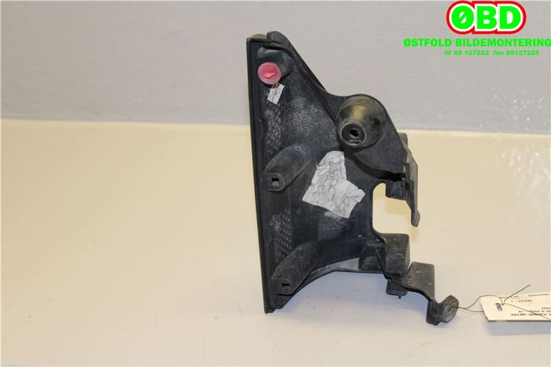 Støtfangerving høyre bak til Renault Kangoo 2008-2021 (Type II)  (RENAULT|8200642141|)