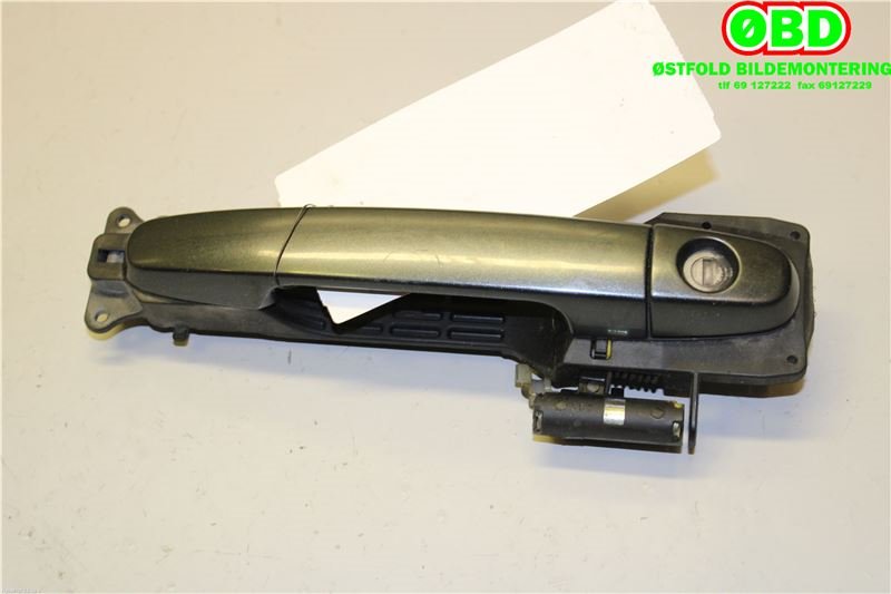 Dørhåndtak utv høyre foran til Toyota RAV4 2000-2006 (Type II) (TOYOTA|6921112220P2|6920152010|)