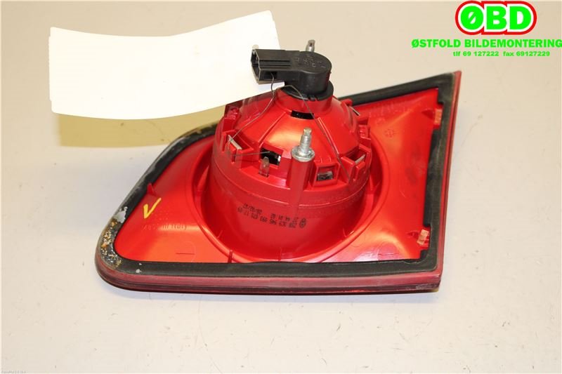 Baklykt venstre indre til VW Passat 2005-2010 (B6) (B6) (VOLKSWAGEN|3C9 945 093||3C9945093)