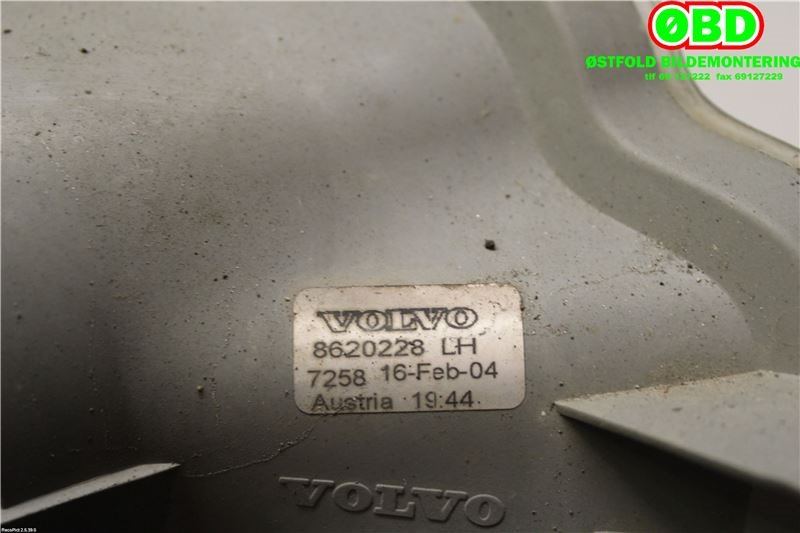 Tåkelykt venstre foran til Volvo V70 2000-2004 (Type II, Fase 1)  (VOLVO|8620228|)