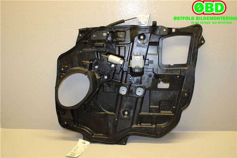 Ruteheis høyre foran til Mazda 5 2005-2010 (Type I) (MAZDA|C23558590B|)