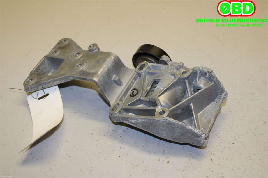 Dynamobrakett til Volvo C70 2006-2010 (Type II, Fase 1)  (VOLVO|31251652||30750940)