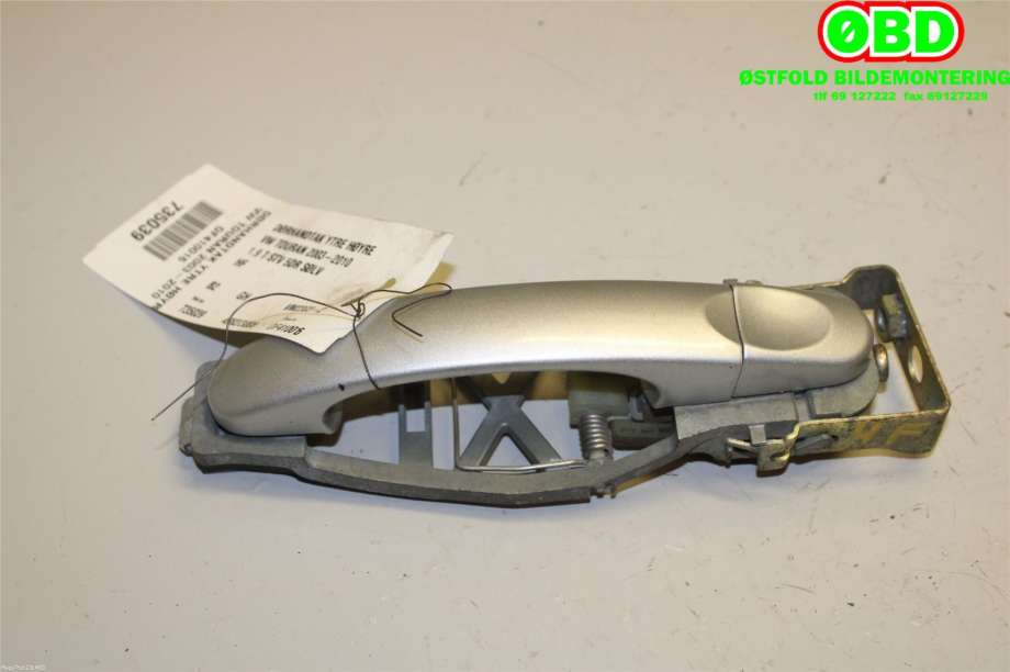 Dørhåndtak utv høyre foran til VW Touran 2003-2006 (Type I, Fase 1) (VOLKSWAGEN|7H0 837 205 D|1T0 837 886 B|)