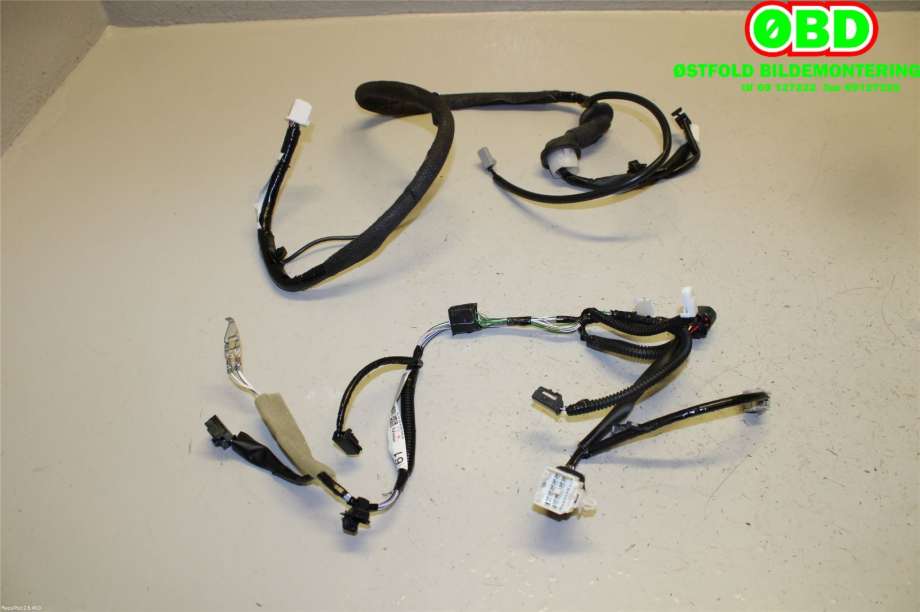 Ledningsnett til Toyota Yaris 2014-2020 (Type III, Fase 2) (TOYOTA|821850D510|821840D510|)