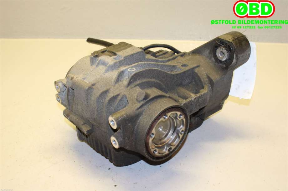 Kardang klokke bak til VW Transporter / Caravelle 2003-2009 (Fase 1) (T5) (T5) (VOLKSWAGEN|02W 525 010 J|02W 525 010 L|)