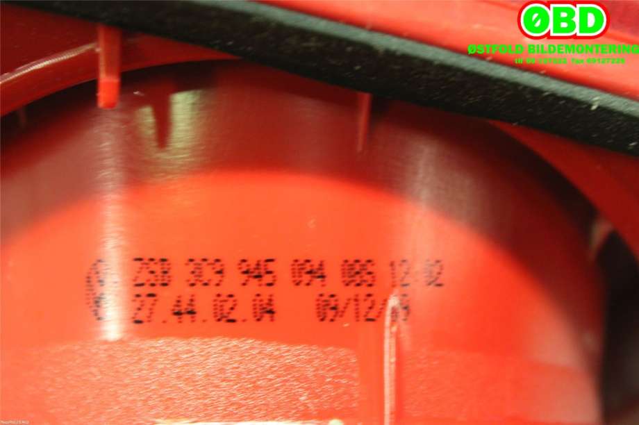 Baklykt høyre indre til VW Passat 2005-2010 (B6) (B6) (VOLKSWAGEN|3C9 945 094||3C9945094)