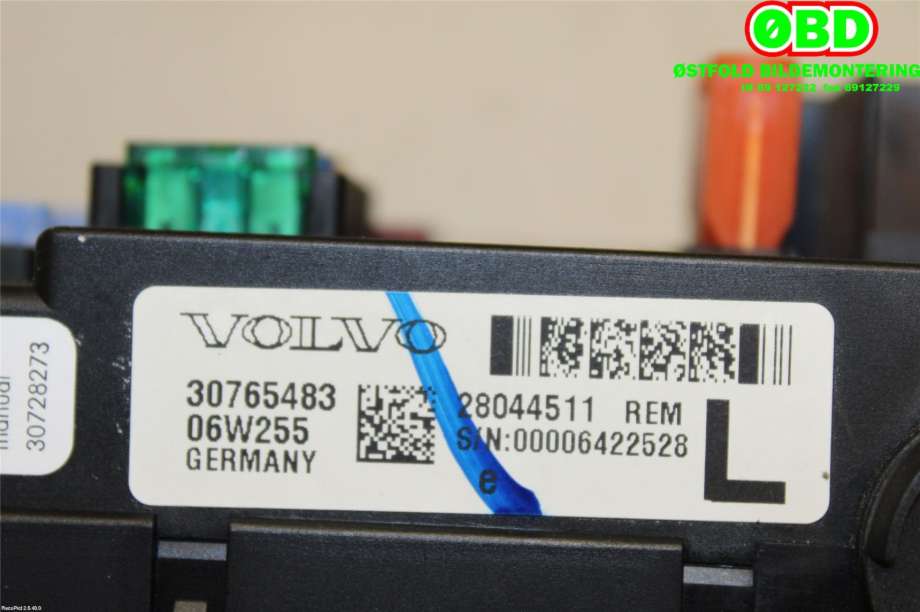 Sikringsboks til Volvo V70 2005-2007 (Type II, Fase 2)  (VOLVO|30786646||30765483)