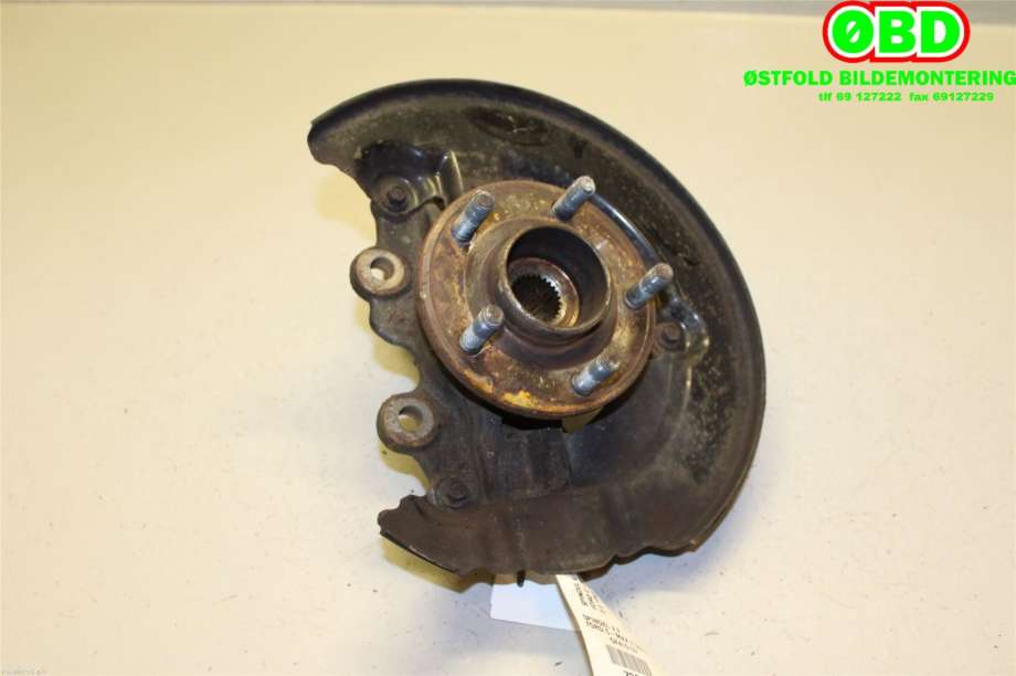 Hjulspindel venstre foran til Ford C-Max 2010-2015 (Type II, Fase 1)  (FORD|1686604|)