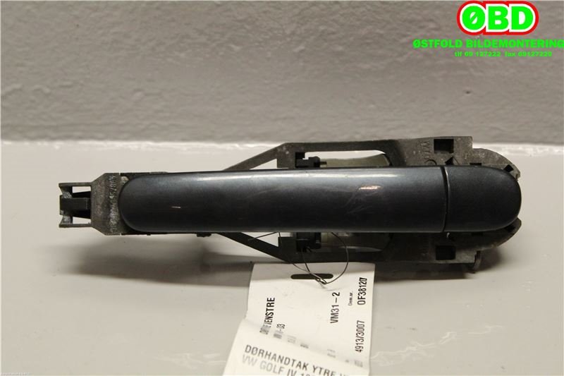 Dørhåndtak utv venstre bak til VW Golf IV 1998-2003 (VOLKSWAGEN|3B0 837 207 F|3B0 837 885 D|)