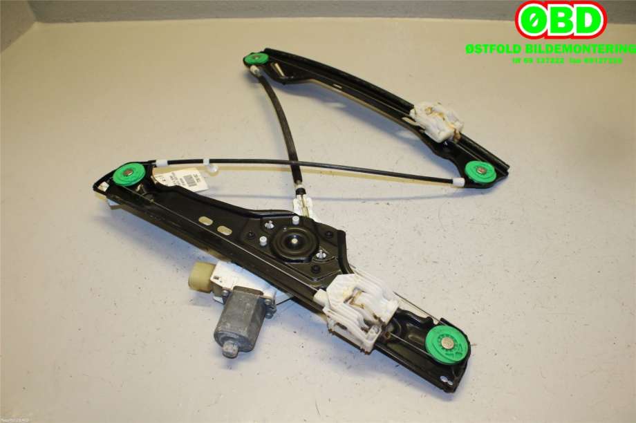 Ruteheis venstre til BMW 3-Serie 2005-2011 (E90/E91/E92/E93) (E90/E91/E92/E93) (BMW|51 33 7 140 587||6927027)