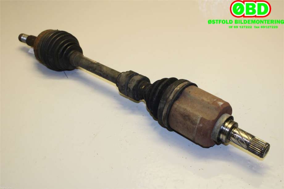 Drivaksel venstre foran til Nissan Qashqai 2010-2014 (Type I, Fase 2)  (NISSAN|39101JD52B|)