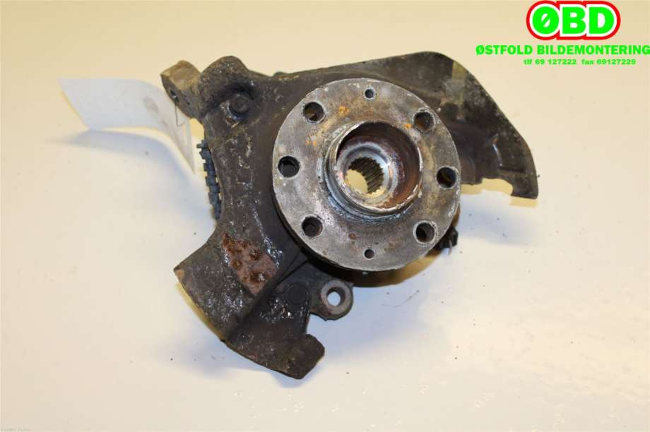 Hjulspindel høyre foran til Opel Corsa D 2006-2014  (OPEL|93188960|5308054|)