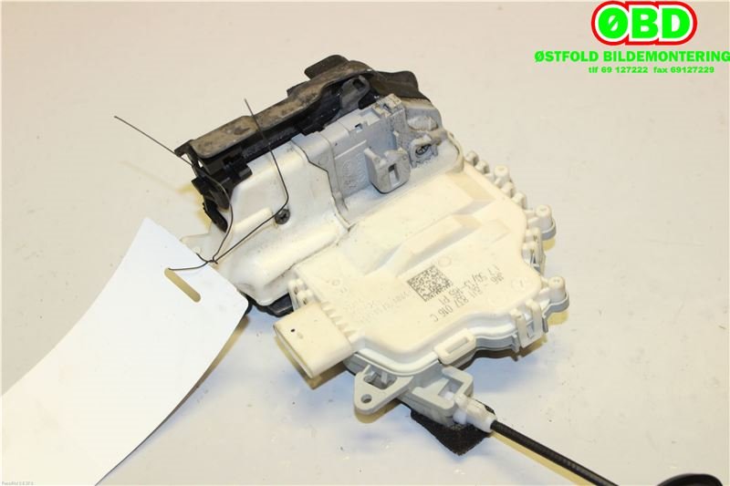 Låsekasse høyre foran til Audi A4, Allroad 2009-2016 (Type I) (B8) (B8) (AUDI|8J1 837 016 C|8J1 837 016 E|8J1837016C)