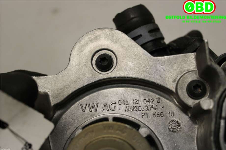 Vannpumpe til VW Golf VII 2012-2017 (Fase 1)  (VOLKSWAGEN|04E 121 600 CB|04E 121 600 CS|04E121042M)