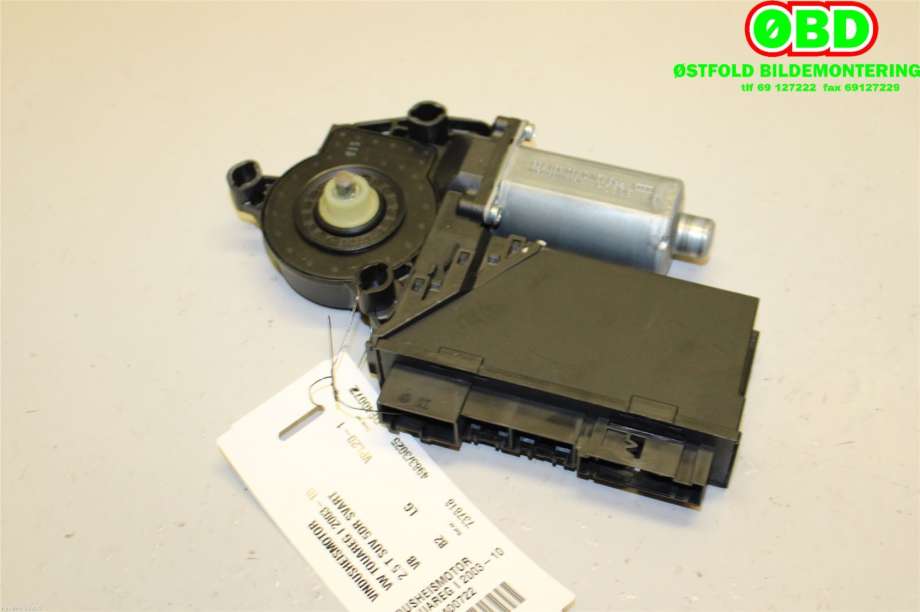 Ruteheis venstre bak til VW Touareg 2003-2007 (Type I, Fase 1) (VOLKSWAGEN|7L0 959 703 D||3D0959795E)