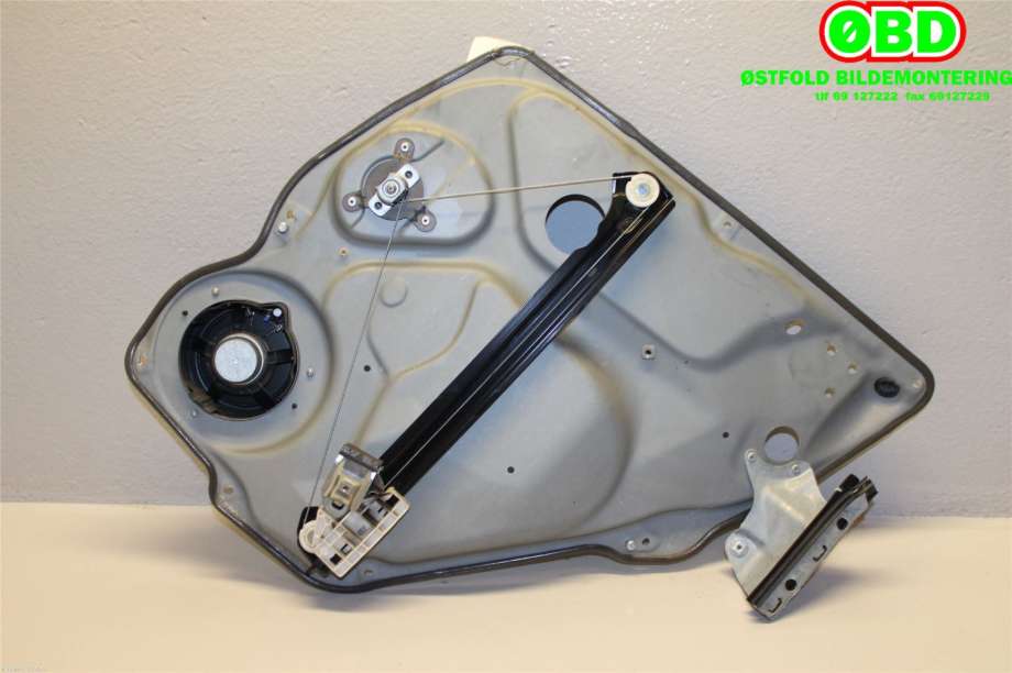 Ruteheis til Mercedes A-Klasse 2005-2012 (W169) (W169) (MERCEDES|A 169 730 31 79|)