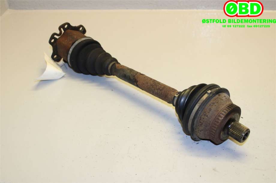 Drivaksel venstre foran til Audi A6, Allroad 2000-2005 (Type I) (C5) (C5) (AUDI|4Z7407271E|)