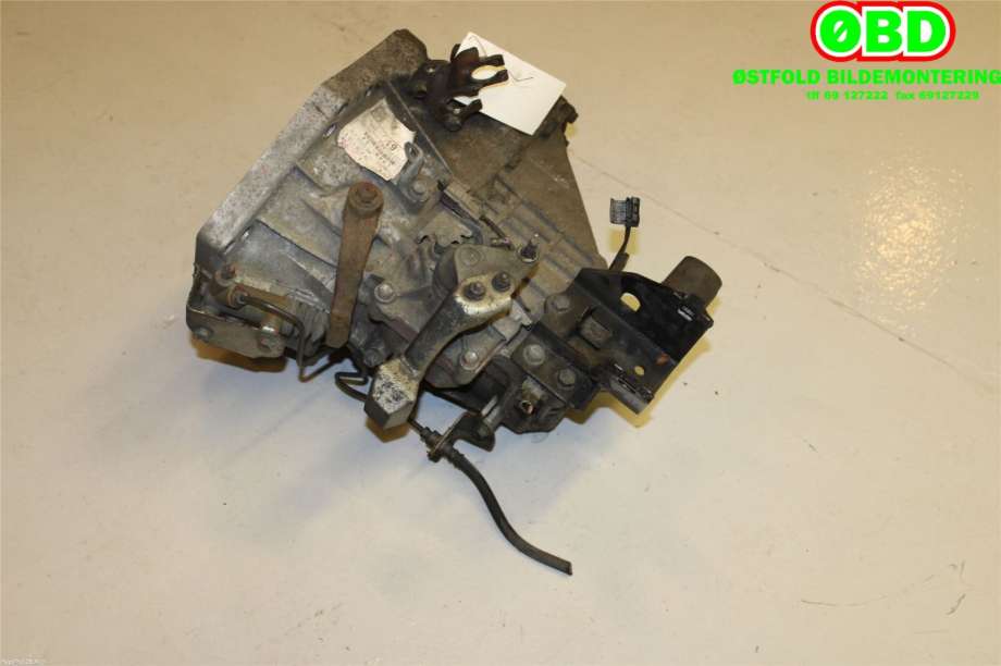 Girkasse manuell til Toyota Yaris 2006-2009 (Type II, Fase 1) (TOYOTA|3030052420|303000D073|)