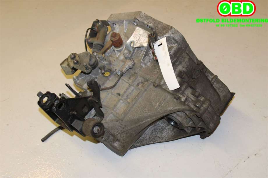 Girkasse manuell til Toyota Yaris 2006-2009 (Type II, Fase 1) (TOYOTA|3030052420|303000D073|)
