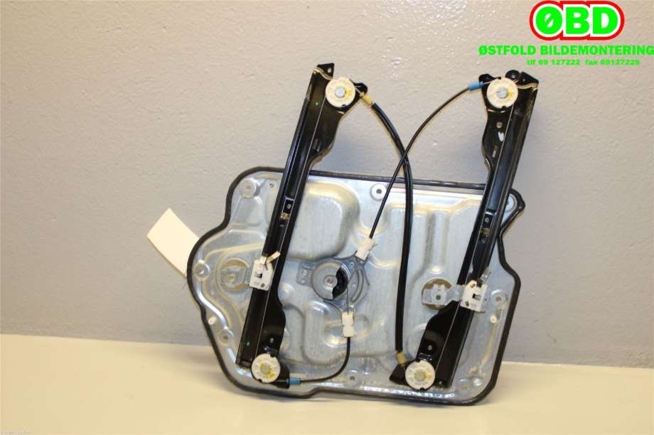 Ruteheis venstre foran til Nissan Qashqai 2010-2014 (Type I, Fase 2)  (NISSAN|80770JD00A|)