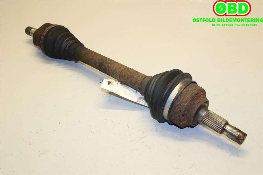 Drivaksel venstre foran til Peugeot 407 2004-2010 (PEUGEOT|3272GG|)