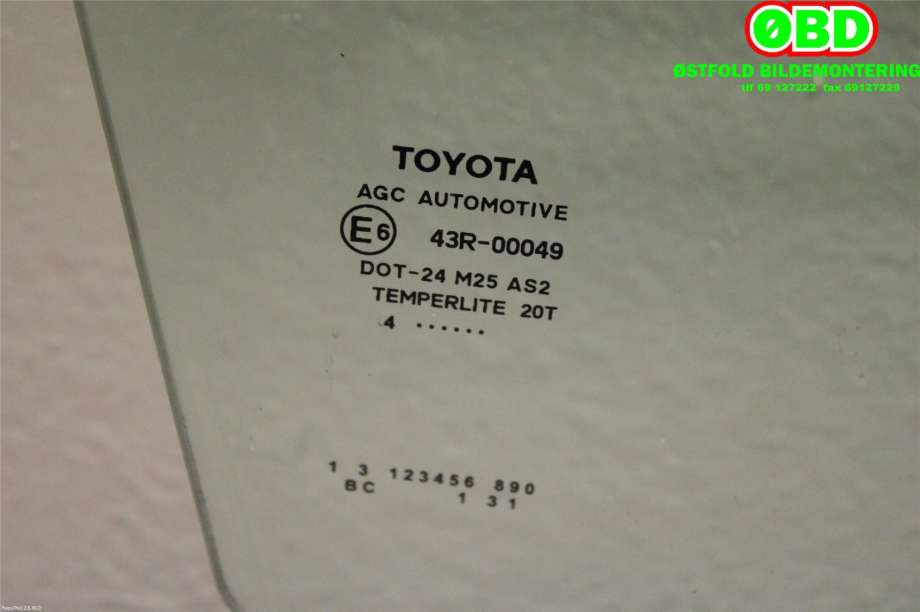 Siderute høyre foran til Toyota Auris 2015-2019 (Type II, Fase 2)  (TOYOTA|6810102360|)