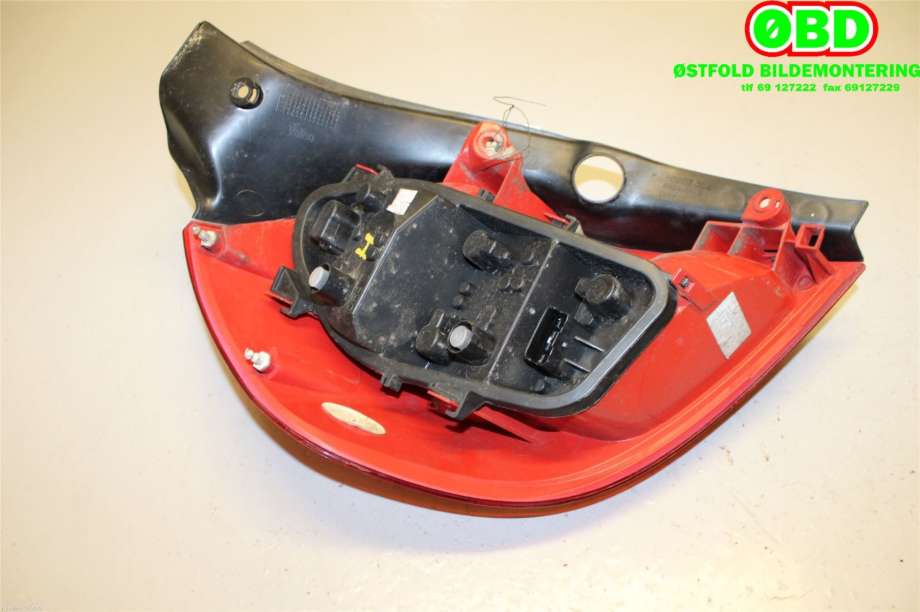 Baklykt høyre til Renault Clio 2006-2009 (Type III, Fase 1) (RENAULT|8200459960|)
